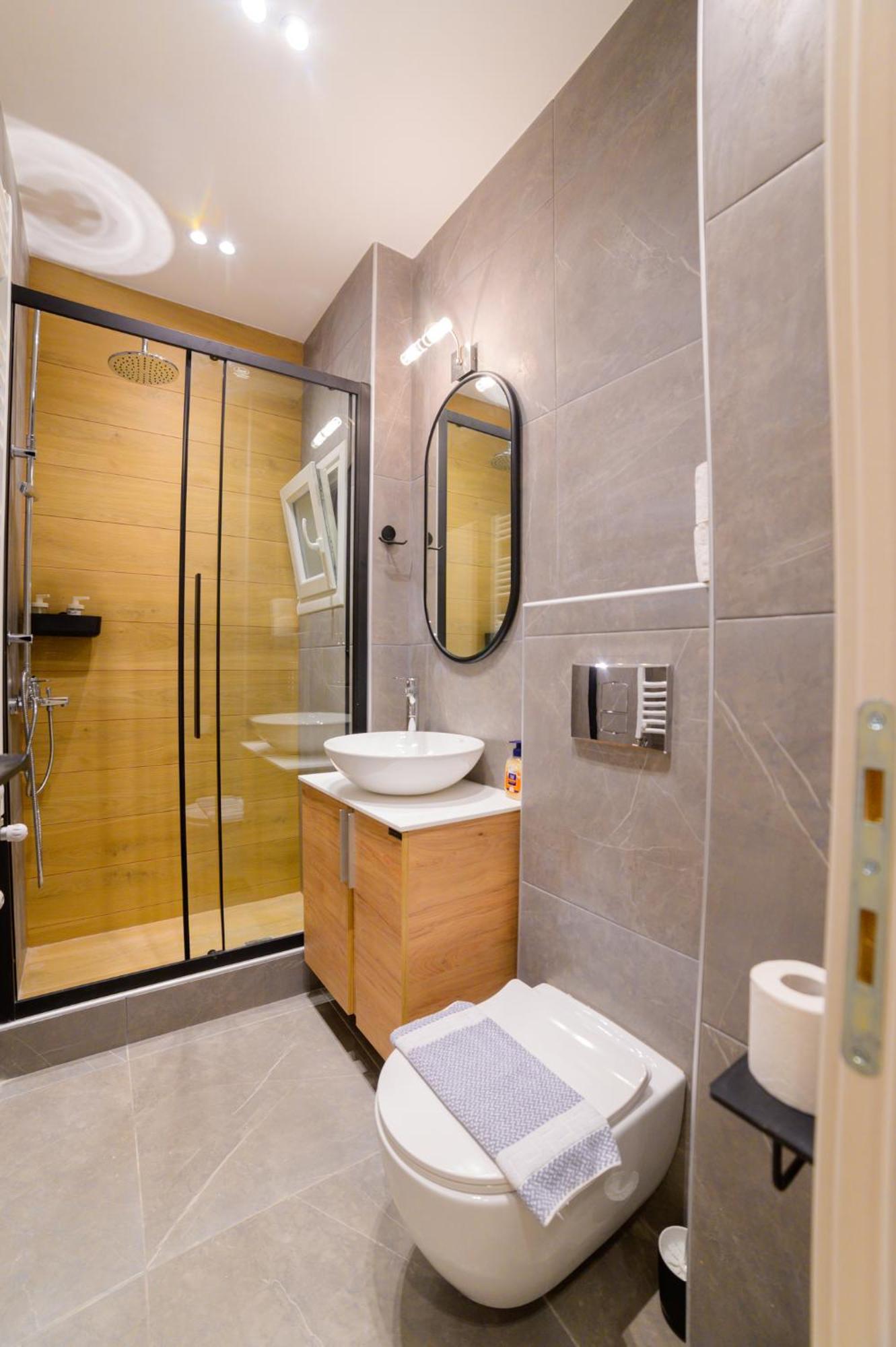 New Modern 2Nd Floor Apartment Thessaloníki Luaran gambar